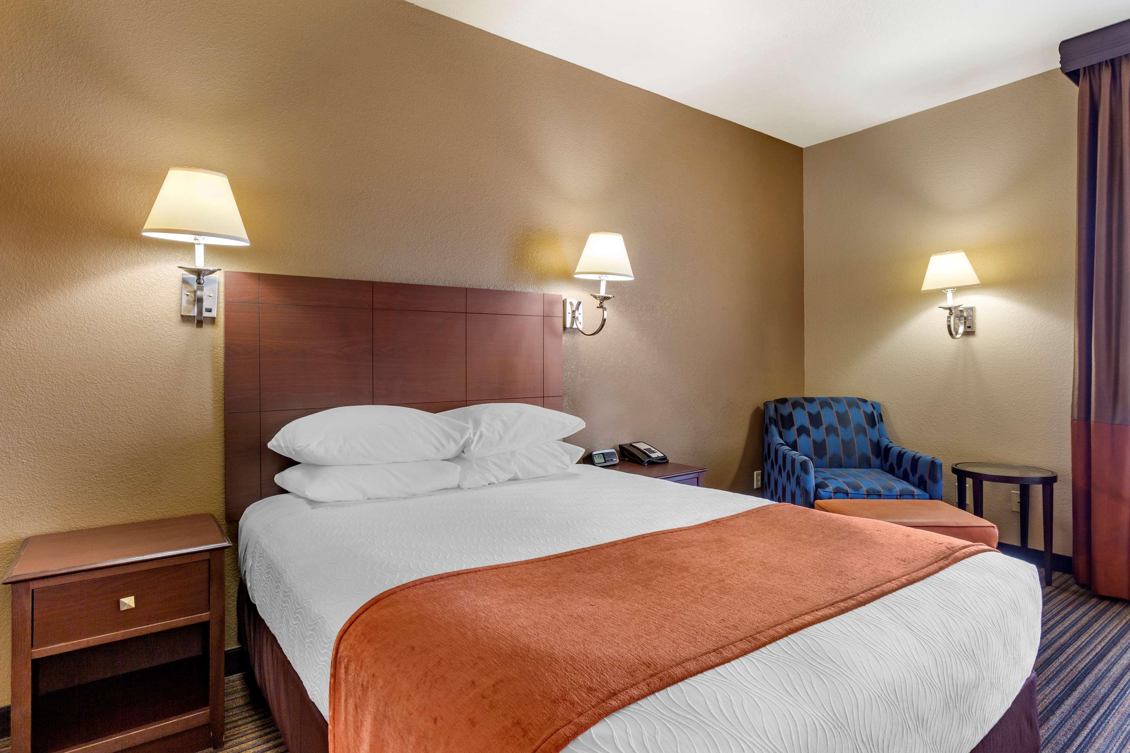 Western Hotel 3*